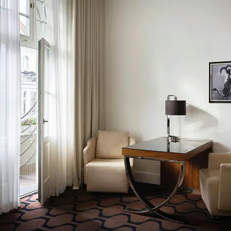 ホテル Roomers Steinplatz, Autograph Collection ベルリン