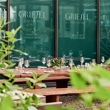 Roomers Steinplatz, Autograph Collection 5*