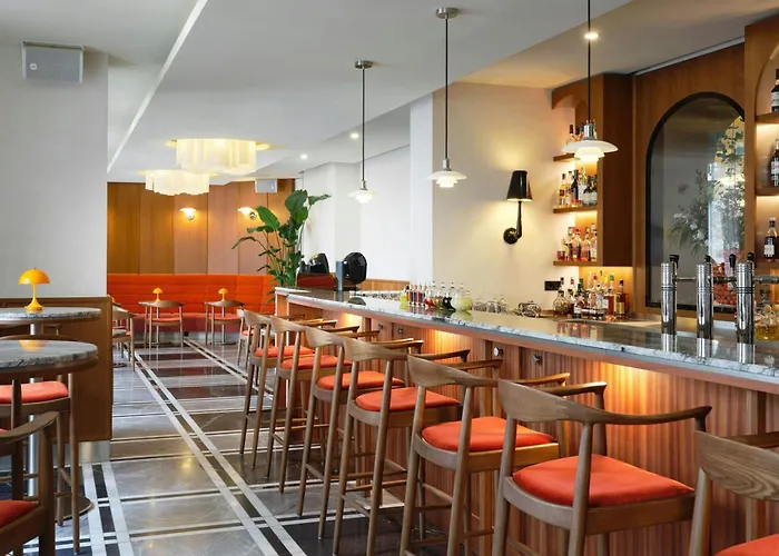 Roomers Steinplatz, Autograph Collection 5*