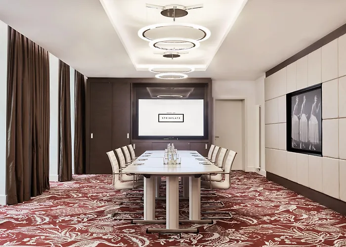 Roomers Steinplatz, Autograph Collection 5*