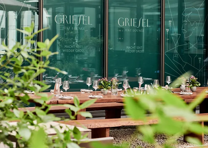 Roomers Steinplatz, Autograph Collection 5*