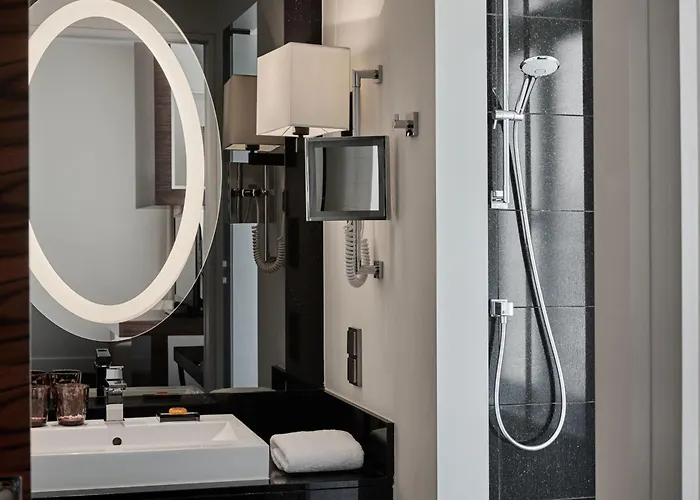 Hotel Roomers Steinplatz, Autograph Collection Berlín