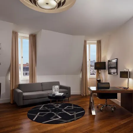 Roomers Steinplatz, Autograph Collection 5*