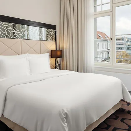 Roomers Steinplatz, Autograph Collection מלון ברלין