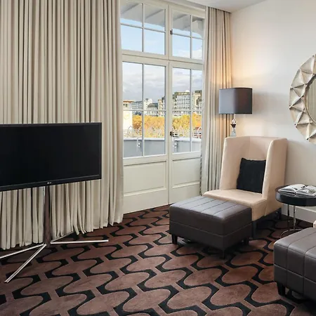 מלון Roomers Steinplatz, Autograph Collection 5*