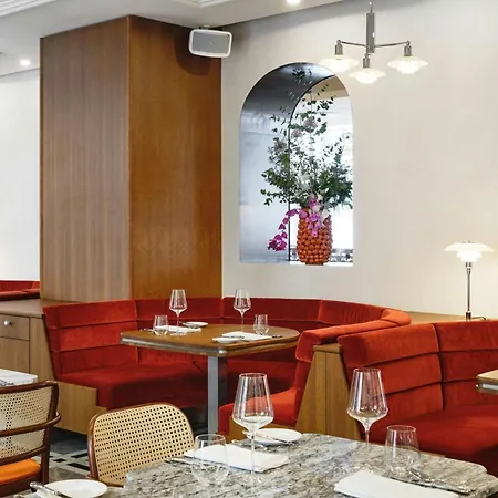 מלון Roomers Steinplatz, Autograph Collection 5*